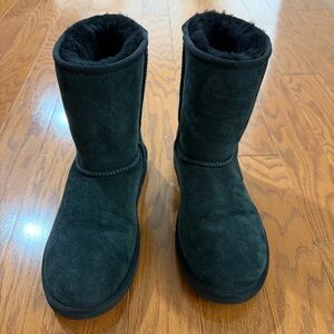 Black Ugg Classic II Genuine Shearling Lined Short Boot (Women)